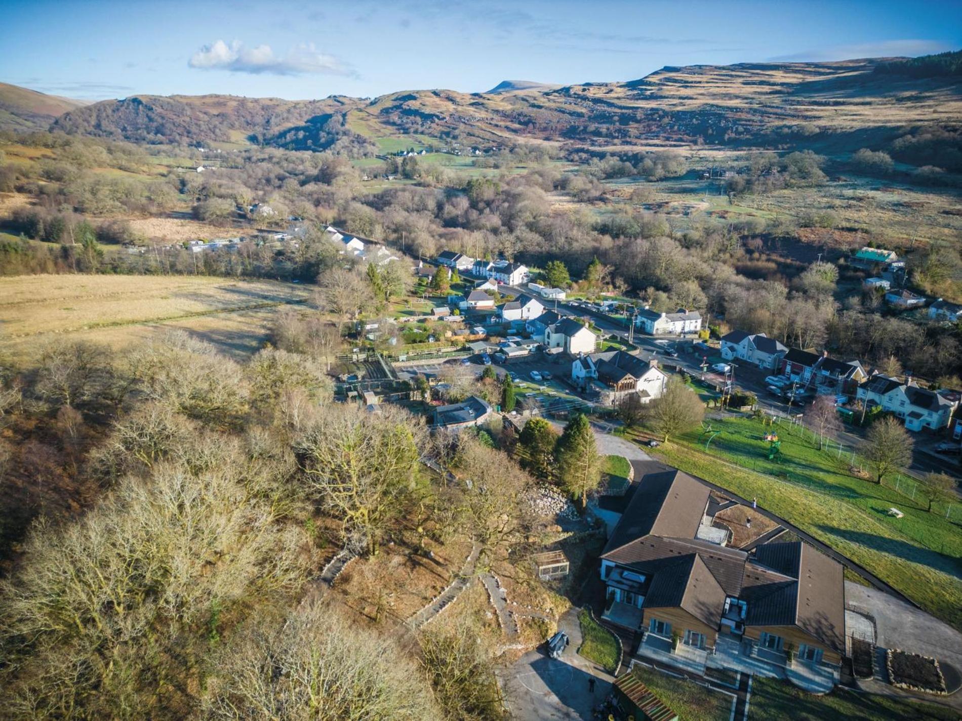 Suite 2 - Sleeping Giant Hotel - Pen Y Cae Inn Brecon Exterior photo